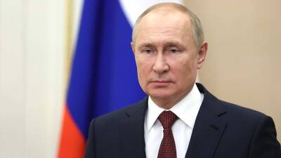 Владимир Путин - Путин назвал защиту граждан от мошенничества одним из главных приоритетов - iz.ru - Россия - Ленинградская обл. - Санкт-Петербург - Израиль - окр.Сзфо