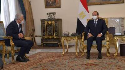 Яир Лапид - Первый визит Лапида в Каир: что Египет потребовал от Израиля - vesty.co.il - Израиль - Египет - Иран - Каир