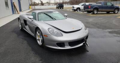 Porsche - В США на аукцион выставили культовый суперкар Porsche после ДТП: ждем в Украине - focus.ua - США - Украина