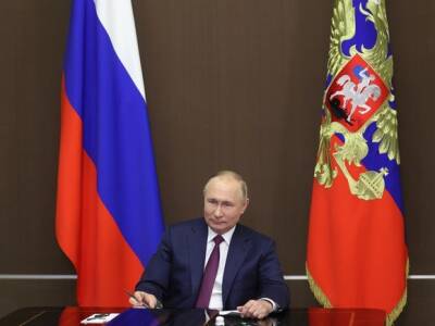 Владимир Путин - Путин поручит Верховному суду посмотреть, можно ли улучшить практику преследования за самооборону - rosbalt.ru - Россия