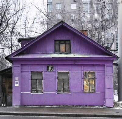 Нижегородский художник создал работу о неудачной покраске домов - vgoroden.ru - Нижний Новгород