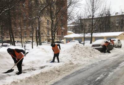 Жилищная инспекция привлечет к ответственности виновных в плохой уборке снега - abnews.ru - Москва - Санкт-Петербург