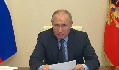 Путин пообещал обсудить закон о СМИ-иноагентах с профессиональным сообществом - newizv.ru