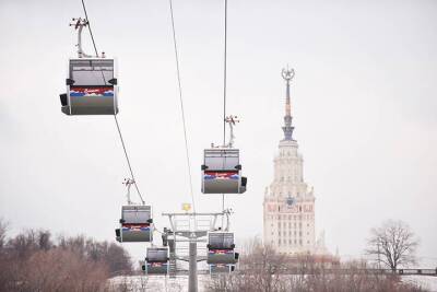 Московскую канатную дорогу украсили к Новому году - vm.ru - Москва