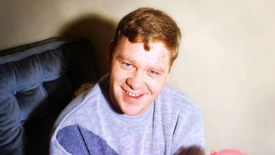 Умер один из основателей группы Bronski Beat Стив Бронски - iz.ru - Англия - Израиль - Twitter - Скончался