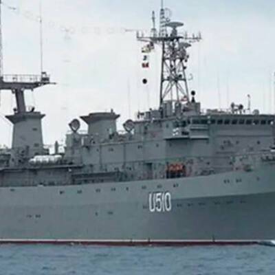 Украинский - Украинский военный корабль движется в сторону Керченского пролива - radiomayak.ru - Россия - Украина - Мариуполь