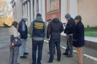 Жителя Кривого Рога посадили в тюрьму за подделку сертификатов о вакцинации - lenta.ua - Украина - Кривой Рог