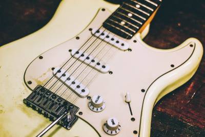 Разработали первую бюджетную металл-гитару отечественного производства: детали, фото - 24tv.ua