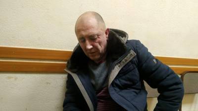 Александр Бастрыкин - Анна Кузнецова - В Омске мужчину задержали по подозрению в истязании детей - m24.ru - Омск