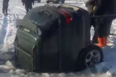 В Хабаровском крае под лёд провалилась очередная машина - hab.aif.ru - Хабаровский край - район Хабаровский