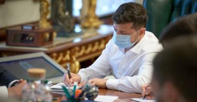 Владимир Зеленский - Зеленский ввел в действие решение СНБО о нейтрализации угроз в атомной энергетике - delo.ua