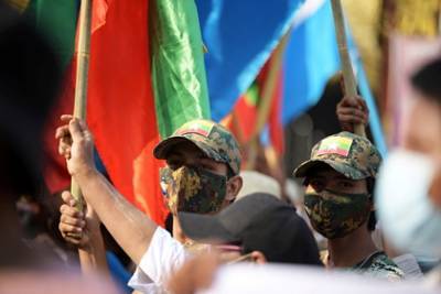 Аун Сан Су Чжи - Энтони Блинкен - США призвали устроивших переворот военных освободить руководство Мьянмы - lenta.ru - США - Вашингтон - Бирма