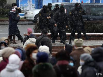 Александра Лукашенко - На акциях протеста в Беларуси в воскресенье задержали почти 170 человек – правозащитники - gordonua.com - Белоруссия - Минск