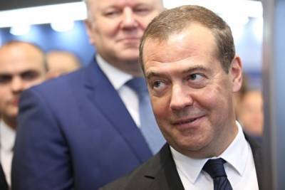 Дмитрий Медведев - Медведев заявил, что Россия готова к отключению глобального интернета - znak.com - США