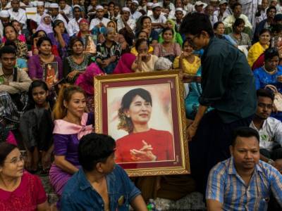 Аун Сан Су Чжи - Вин Мьин - Переворот в Мьянме: отстранена руководительница страны призвали народ выступить против - unn.com.ua - Киев - Бирма