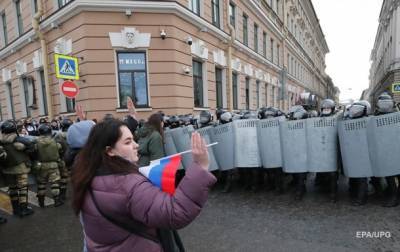 Алексей Навальный - Путин - Революцией пока не пахнет. Пресса о протестах в РФ - korrespondent.net - Англия