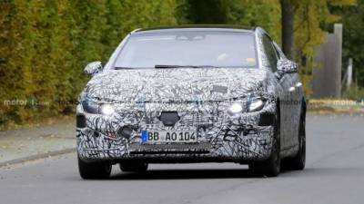 На дорогах замечен электроседан Mercedes-Benz EQE - usedcars.ru