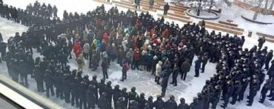 Алексей Навальный - На митинге в Архангельске задержали более 20 человек - runews24.ru - Архангельск