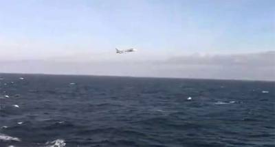 Российский бомбардировщик пролетел рядом с эсминцем США в Черном море - lenta.ua - Россия - США - Черное Море