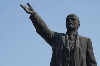 В Одессе рассекретили еще один "последний" памятник Ленину, фото: где он спрятался - odessa.politeka.net - Одесса