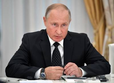 Владимир Путин - Михаил Мишустин - Антон Вайно - Путин распорядился усложнить жизнь в России для Facebook и Twitter - cnews.ru