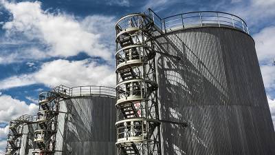 Александр Новак - Средняя цена нефти Urals в январе 2021 года составила $54,41 за баррель - iz.ru