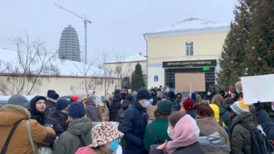 "А можно отменить иродов в мантиях?": В ОАСК прошла акция в поддержку нового украинского правописания - ru.espreso.tv