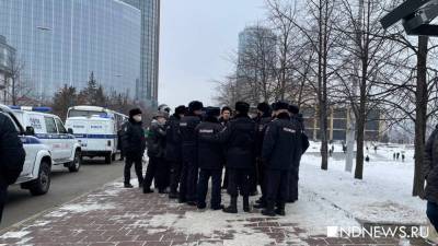 Адвокат: полиция ходит по квартирам участников акций протеста в Екатеринбурге и вручает протоколы - newdaynews.ru - Екатеринбург