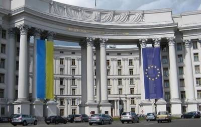 Разгон протестов в РФ: Украина призвала ввести санкции - korrespondent.net - Россия