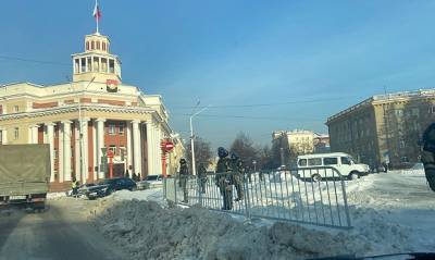 Алексей Навальный - В Кемерово чиновники разослали в школы фотографии участников протестного митинга - og.ru - Кемерово