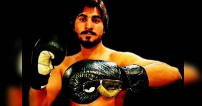 Смертельный нокаут: пакистанский боксер умер после страшного падения на ринге (видео) - tsn.ua - Пакистан - Карачи