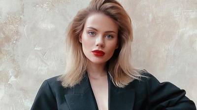 Алла Пугачева - Никита Пресняков - Кристина Орбакайте - Жена внука Пугачевой нянчит маленького племянника Мирона — видео - 5-tv.ru