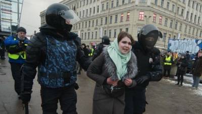 Алексей Навальный - В Москве и Петербурге проходят суды над участниками несанкционированных акций - 5-tv.ru - Москва - Санкт-Петербург - Брянск