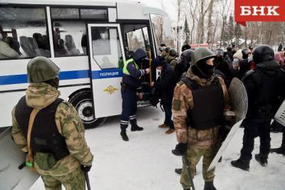 Несогласованный митинг 31 января обернулся для 56 сыктывкарцев наказанием - bnkomi.ru - Сыктывкар