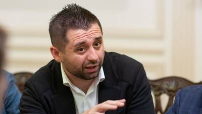Юлия Тимошенко - "Слуга народа" может создать коалицию с "Батькивщиной": позиция Арахамии - 24tv.ua - Новости