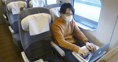 "Можно работать прямо в дороге": в Японии начали тестировать вагоны-офисы для поездов - focus.ua - Япония