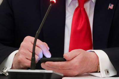 Дональд Трамп - Джо Байден - Джен Псаки - В Белом доме отказались ностальгировать по твитам Трампа - lenta.ru - США