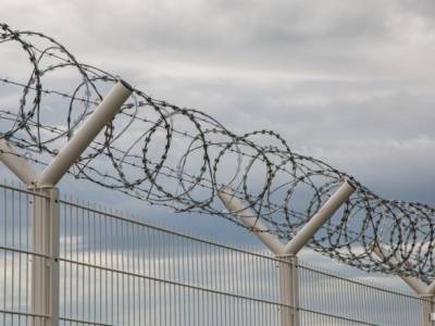 Популярный курорт Шарм-эль-Шейх огородили бетонным забором - unn.com.ua - Киев - Египет