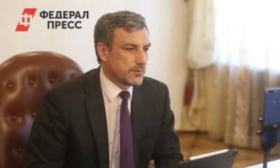 Василий Орлов - Губернатор напугал амурчан байками о «фиктивном сиротстве» - fedpress.ru - Амурская обл. - Владивосток