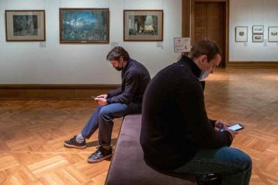 Психолог Ключников дал советы россиянам по избавлению от социофобии из-за COVID-19 - live24.ru - Москва