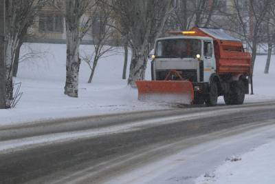 Третий день непрерывных снегопадов в Украине: как борются с непогодой - news.bigmir.net - Киев - Ровно