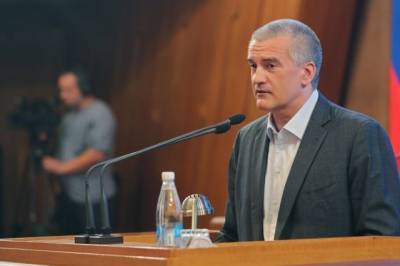Сергей Аксенов - Аксенов сообщил, когда в Крыму могут снять главные антиковидные ограничения - aif.ru - Крым