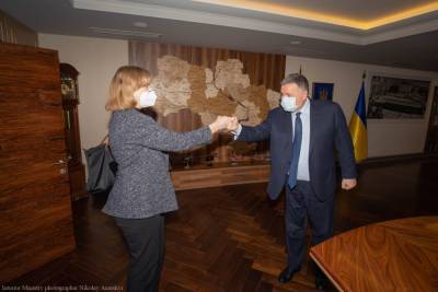 Арсен Аваков - Кристина Квин - Аваков встретился с представителем США: Обсуждали сотрудничество - news.bigmir.net - США