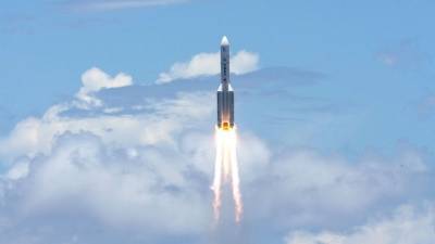 Владимир Путин - Дмитрий Баранов - Россия приостановила создание сверхтяжелой ракеты «Енисей» для полета на Луну - gazeta.ru