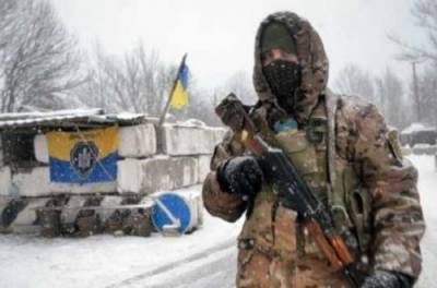 Пытался прорваться в ДНР: украинские военные на блок-посту расстреляли автомобиль ВАЗ - from-ua.com - ДНР - Донецкая обл.