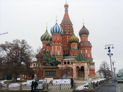 Мария Захарова - Дмитрий Песков - В Кремле выступили за диалог с ЕС, несмотря на проблемы - tvc.ru - Москва