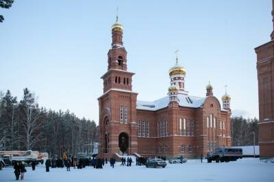Николай Романов - Соратники экс-схиигумена Сергия требуют признать здание храма жилым - znak.com - Свердловская обл.