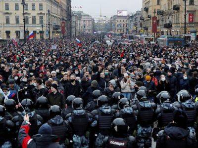 Алексей Навальный - Число ожидающих роста протестных настроений достигло максимума с 1998 года - kasparov.ru