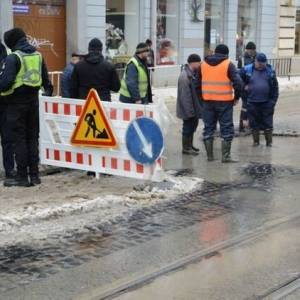 В центре Львова нет воды из-за аварии на трубопроводе - reporter-ua.com - Львов