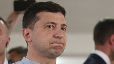 Владимир Зеленский - Арсен Аваков - Около 60% украинцев заявили о недоверии Зеленскому - iz.ru - Израиль